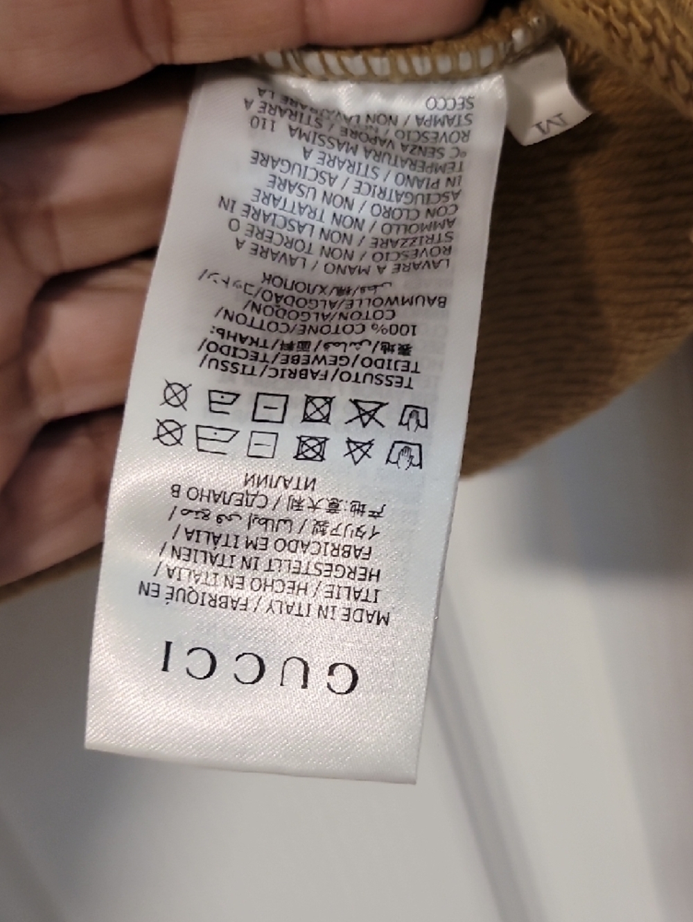 Gucci Tan Cropped Hoodie with Black Logo - Picture 3 of 6